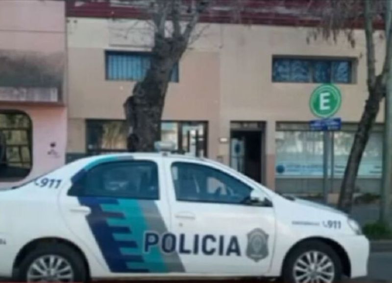 En la ciudad de Dolores se realizaron tres detenciones bajo la caratula de abuso sexual gravemente ultrajante, con acceso carnal reiterado, abuso sexual simple, agravado en concurso real.