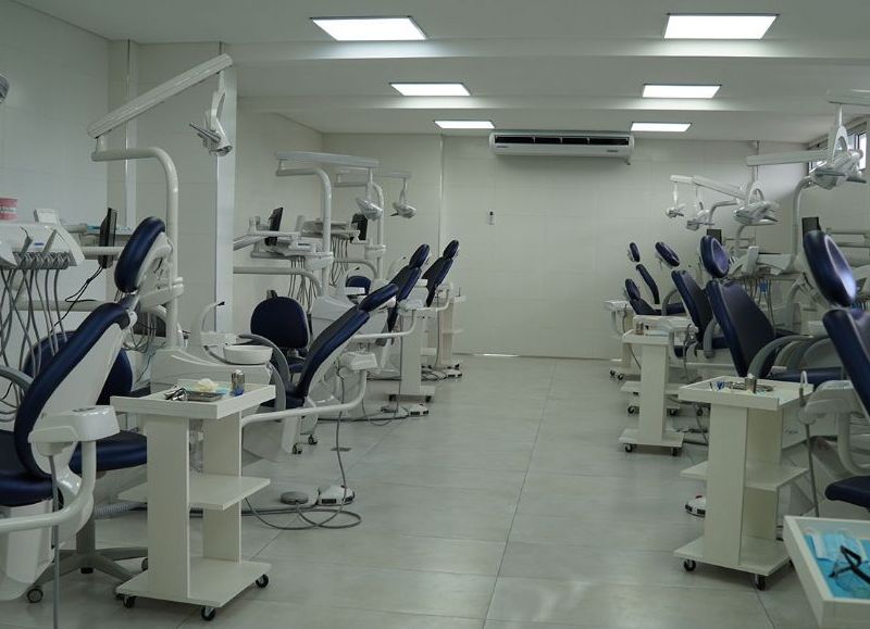 Quedó inaugurado este espacio que funcionará para que los alumnos de la carrera de odontología de la Escuela de Ciencias de la Salud realicen sus prácticas.