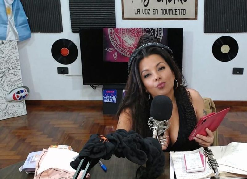 VIDEO | Karen explica su trabajo como médium, reikista y profesora de yoga con eje en el bienestar personal
