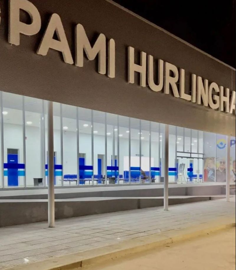 El Hospital PAMI de Hurlingham, recategorizado a 'Centro Ambulatorio de Salud' por incumplir con los requisitos necesarios para ser considerado hospital.