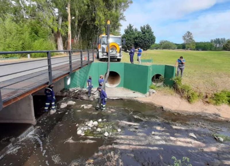 Es para medir su calidad de agua y nivel de contaminación.