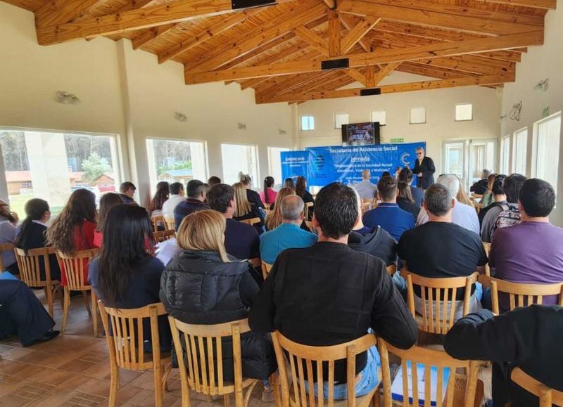 Hubo una gran asistencia a la jornada en Necochea.