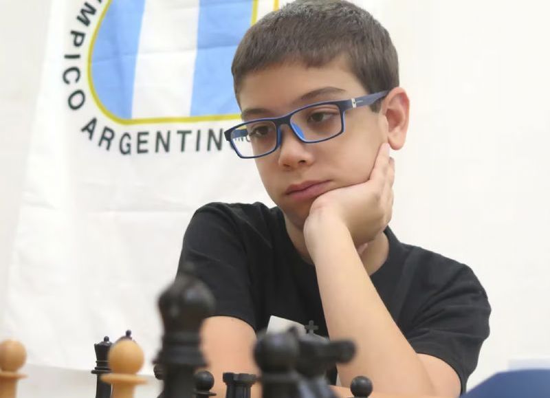 Faustino Oro venció en a Magnus Carlsen en 49 movimientos en una partida ultrarrápida del torneo Bullet Brawl 2024.