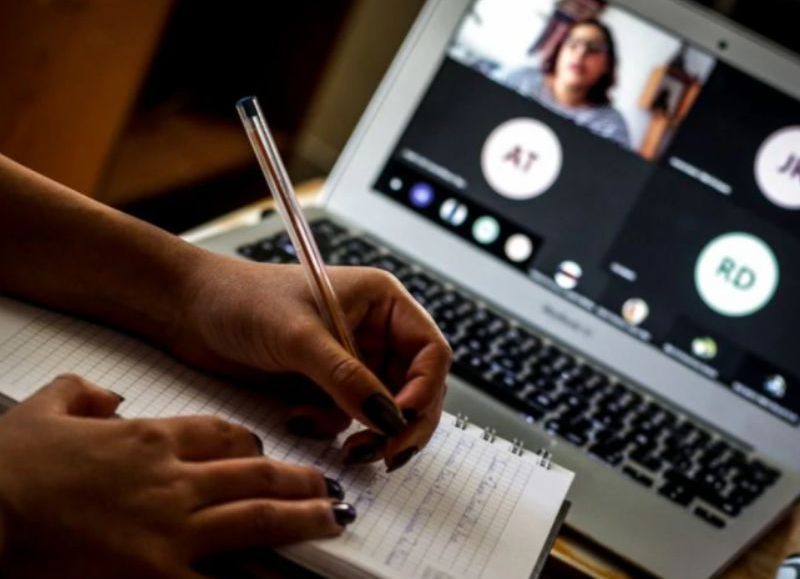 Muchos chicos en todo el país ni siquiera tenían una computadora o energía eléctrica.