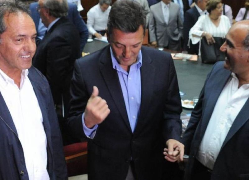 Daniel Scioli, Sergio Massa y Juan Manzur.