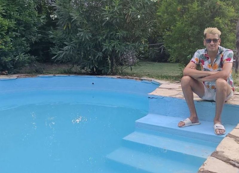 Tras mucho trabajo y pasión, Juan fue entrevistado por la periodista Paula Tomassini para el programa "Todas las tardes" de Karin Cohen, con lo que la puerta a la fama se abrió definitivamente.