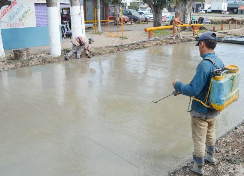La Municipalidad de José C. Paz realizó un nuevo pavimento de hormigón para las calles Las Tres Marías y 197.
