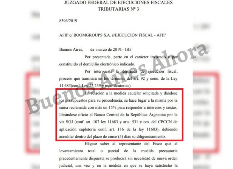 Uno de los embargos e inhibiciones que cuenta Poggio por no cumplir con el Estado.