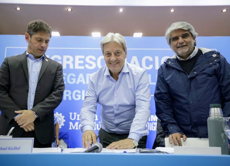 El mandatario bonaerense Axel Kicillof participó del cierre del Congreso Nacional de la Unión Obrera Metalúrgica y deslizó críticas al Gobierno nacional.