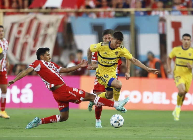 Con un gol de Corvalán, el Tatengue se quedó con la victoria en los últimos minutos del partido. Así, el Xeneize deberá mirar de cerca otros resultados para ver qué tan lejos queda de la zona de clasificación.