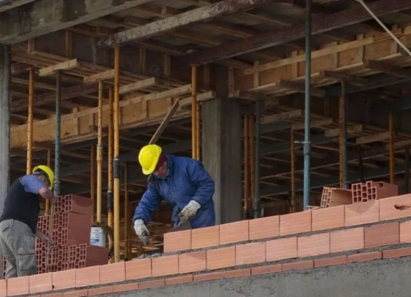 Solo en noviembre de 2025 se registró un cierre neto de 892 firmas y casi 9.722 empleadores menos