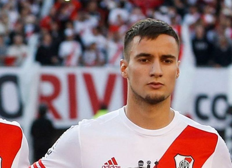 Emanuel Mammana, en su etapa como jugador del "millonario".