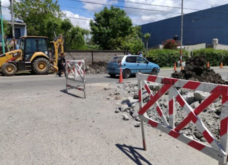 Se recuerda a los usuarios que la Empresa cuenta con canales telefónicos para una atención inmediata.