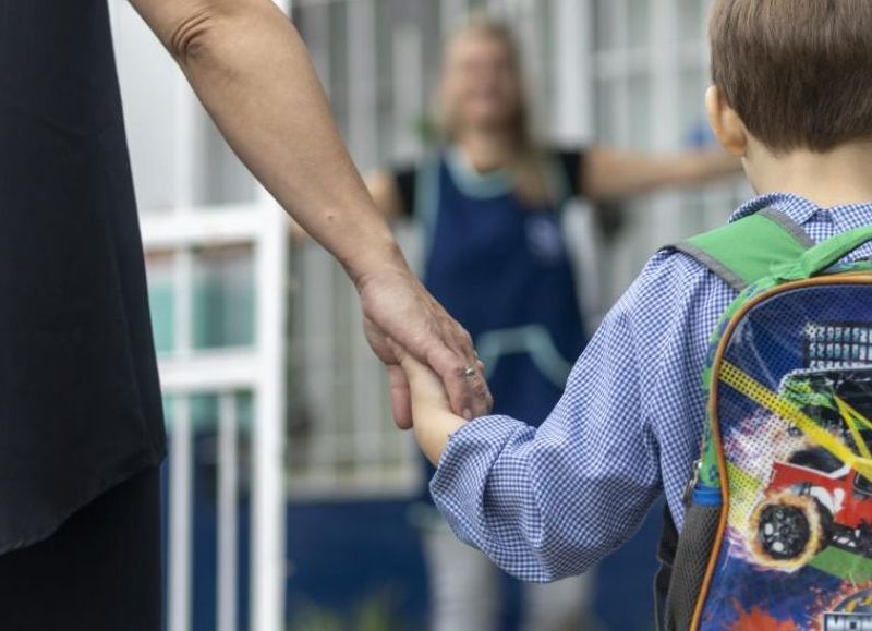 Los jardines ofrecen clases de Educación Física, Música, Inglés e Informática.