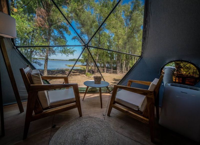 El nuevo exclusivo sector de "glamping" con vistas panorámicas al Lago San Francisco.