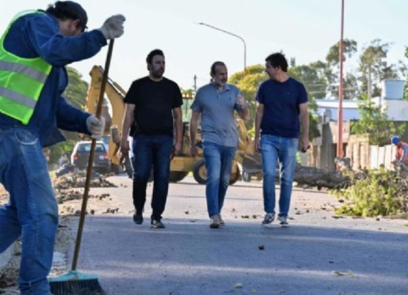 El intendente Federico Susbielles recorrió el lugar acompañado por el delegado local, Facundo Romero, y el coordinador de delegaciones, Ignacio Caspe.