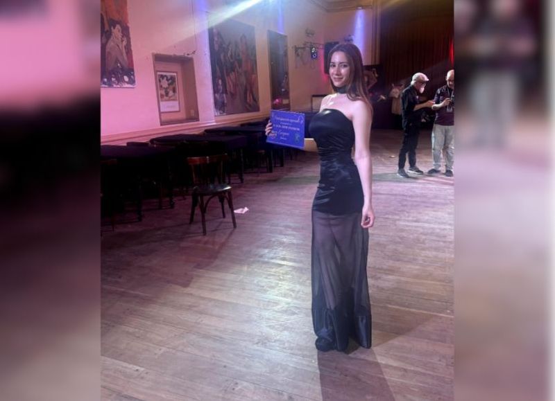 Su próxima meta es enorme: participar en la convocatoria para diseñar para Juana Viale, una oportunidad que sueña desde hace años y que representa un verdadero cierre de ciclo inspirado por Mirtha Legrand.