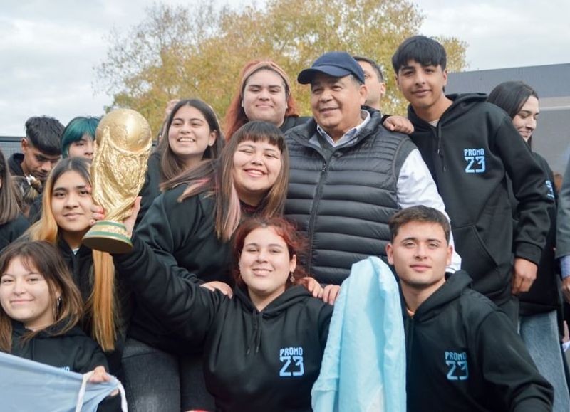 El intendente remarcó que: "para 2026 vamos a tener 100.000 chicos estudiando en nuestras facultades, ya estamos en 53 mil. La educación es la única salida posible".