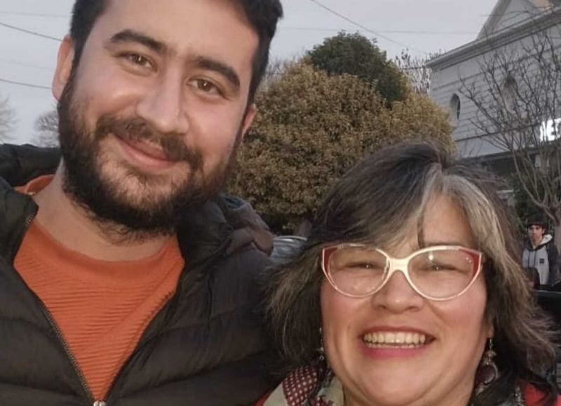 El secretario de Culto y Civilización, Nahuel Sotelo, y la concejal de La Libertad Avanza (LLA) en Monte, Daniela Benítez.