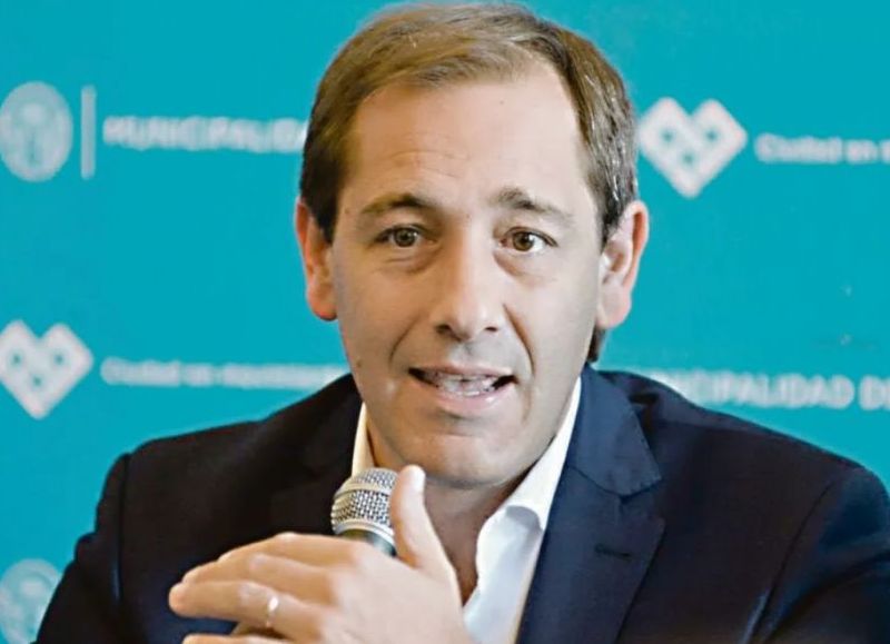 Julio Garro fue allanado en su casa del country Grand Bell en el marco de la causa.