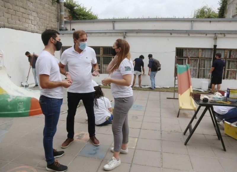 Garro celebró “el regreso de los alumnos a las aulas” y valoró que “lo más importante de todo esto es que, juntos, logramos la vuelta a la presencialidad”.