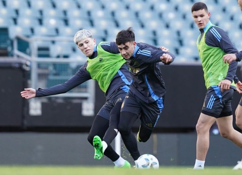 La Selección Argentina jugará el primer amistoso sin el capitán y astro indiscutido, Lionel Messi, en el plantel.