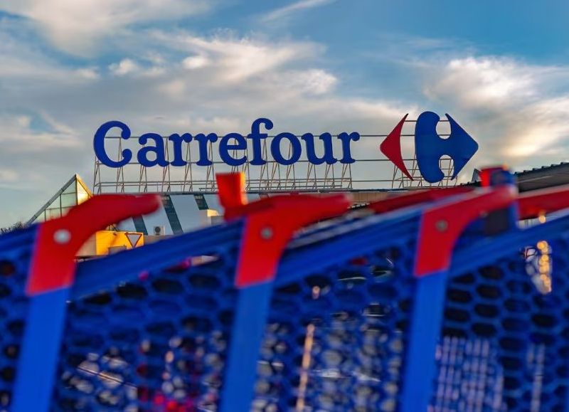 La deuda reclamada por Carrefour se multiplicó hasta los 405.528 de pesos y el afectado exige una liquidación completa