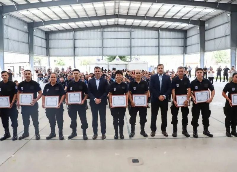 La Municipalidad celebró el acto de egreso de la tercera camada de agentes de la Guardia Urbana de Pilar que finalizó el Curso de Formación.