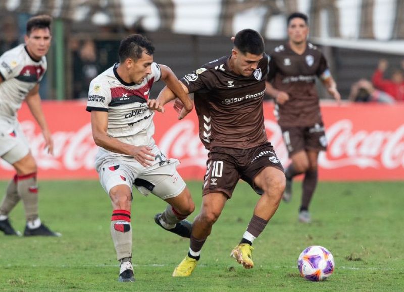 El 0-0 en Vicente López deja afuera al Calamar de la zona de copas, por la fecha 12 de la Liga Profesional.