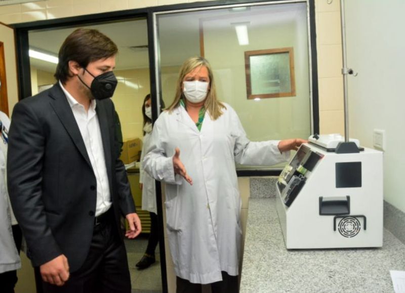 El Gobierno de la Provincia de Buenos Aires incorporó por primera vez un equipo de fotoféresis que ya funciona en el hospital “Rodolfo Rossi” de La Plata.