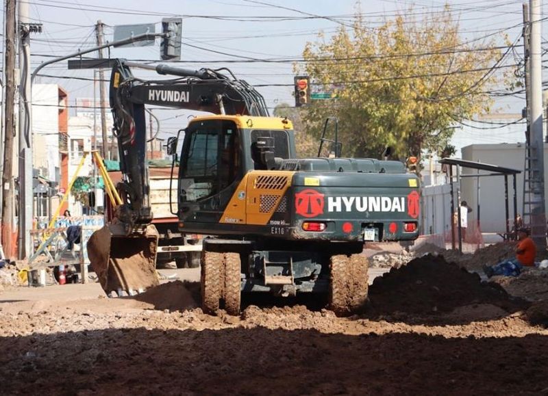 Este proyecto, que permitirá mejorar la circulación en zonas de alto tránsito, incluye la renovación de arterias como Conesa, Alem y Paula Albarracín, entre otras.