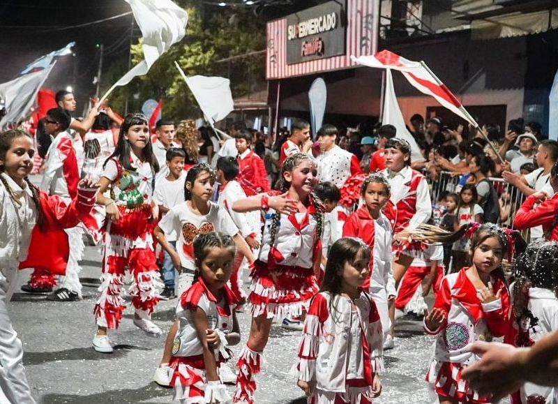 La Municipalidad de Pilar informó que arrancó la primer jornada de precarnaval en Presidente Derqui.