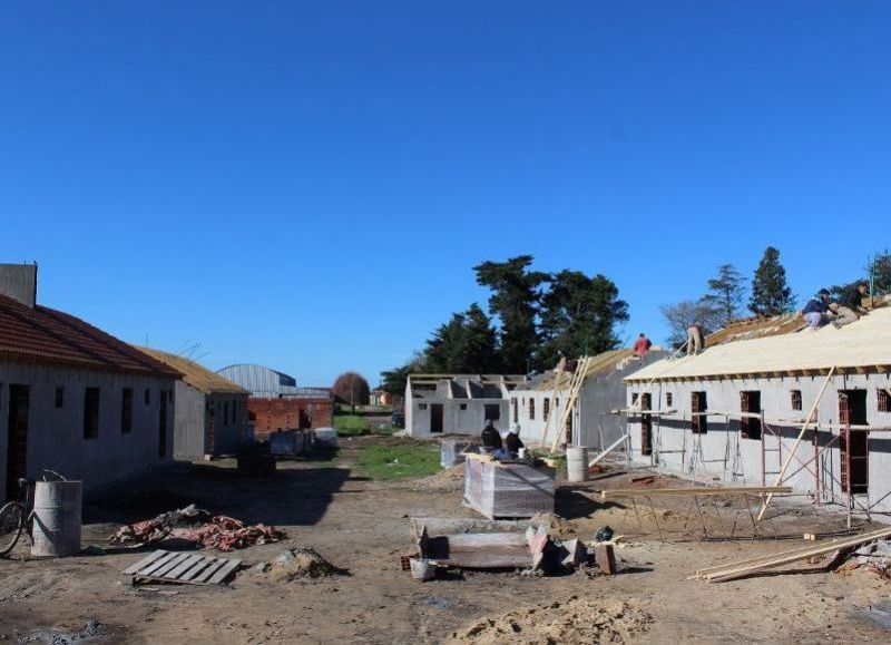 Quedó todo sin terminar y las casas fueron usurpadas.