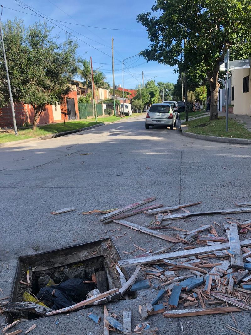 Vecinos denuncian que desde la llegada del camporista Damián Selci a la intendencia, el distrito se volvió intransitable