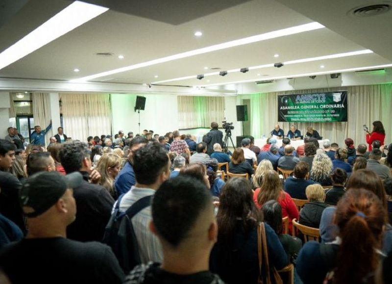 Asamblea General Ordinaria de la Asociación Mutual de los Empleados de Comercio y Servicios.